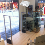 SENSOR / DETECTOR DE MOVIMENTO INALAMBRICO PARA ENTRADA A TIENDA CON TIMBRE DE BIENVENIDA  Y ALARMA 